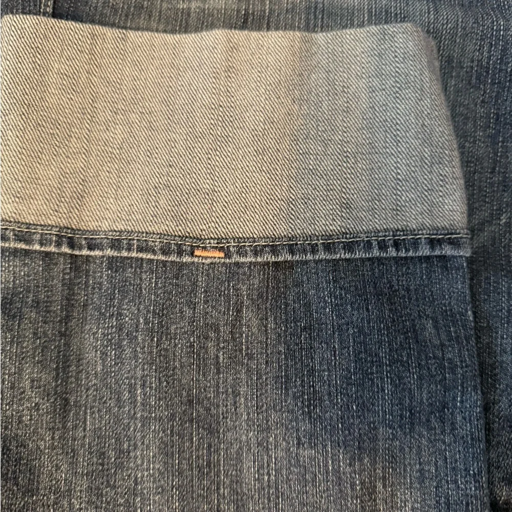 ✨SALE✨Victoria Beckham Faded Cropped Jeans - sz 29 - Picture 7 of 7